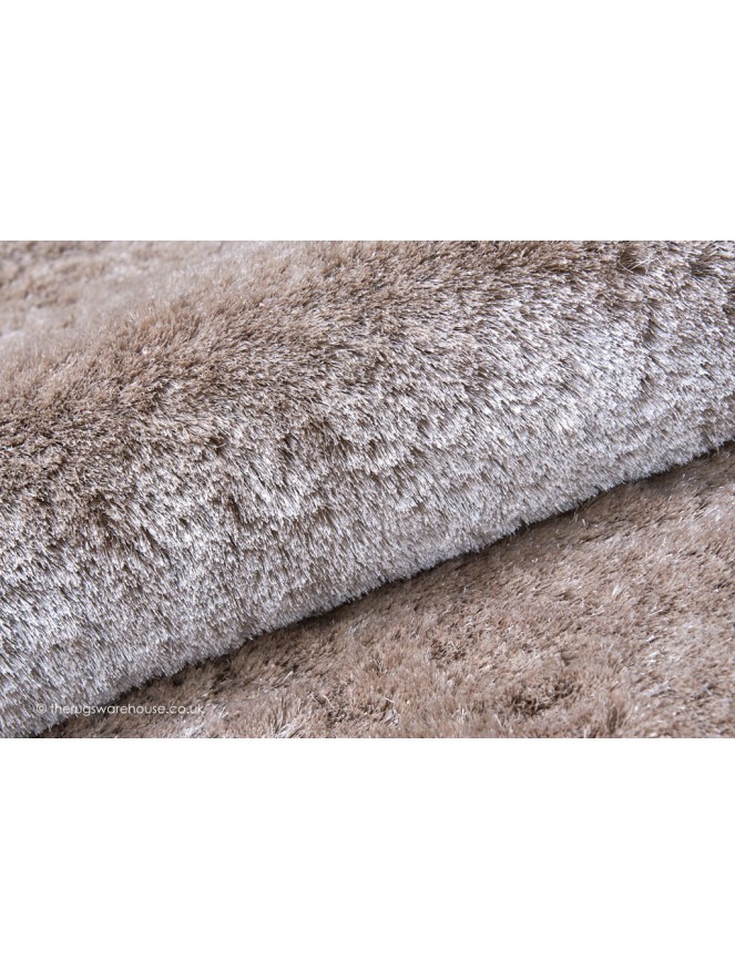 Whisper Champagne Rug - 4