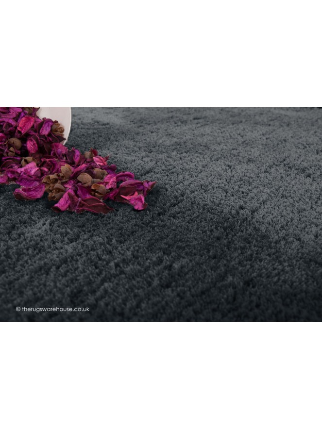 Velvet Graphite Rug - 4