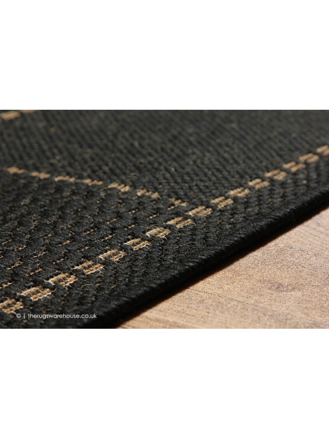 Super Black Rug - 3