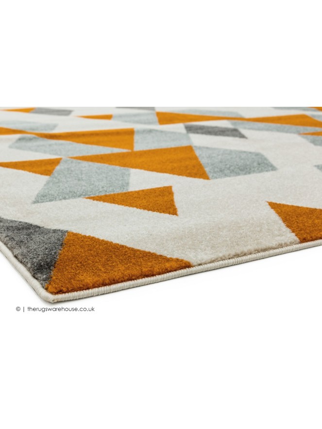 Pyramids Rust Rug - 4