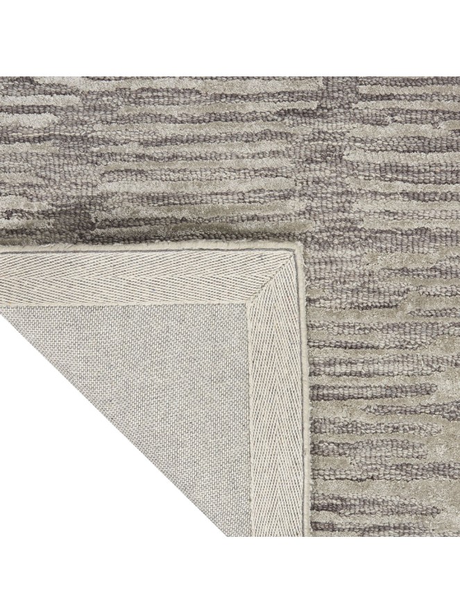 Linear Silky Grey Runner - 4